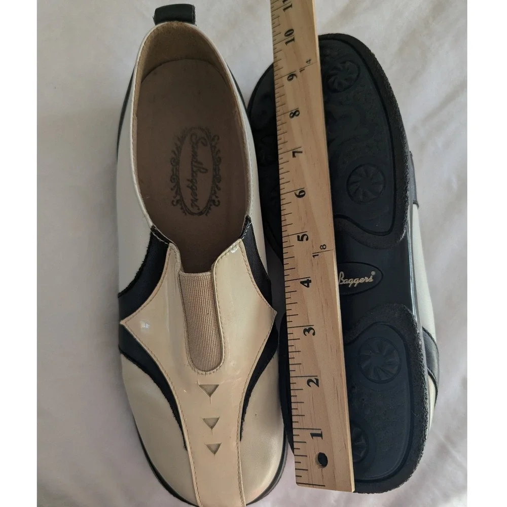 Sandbaggers Moxie Golf Shoes Cream Black Patent Slip On Sz 8 Spikeless Retro